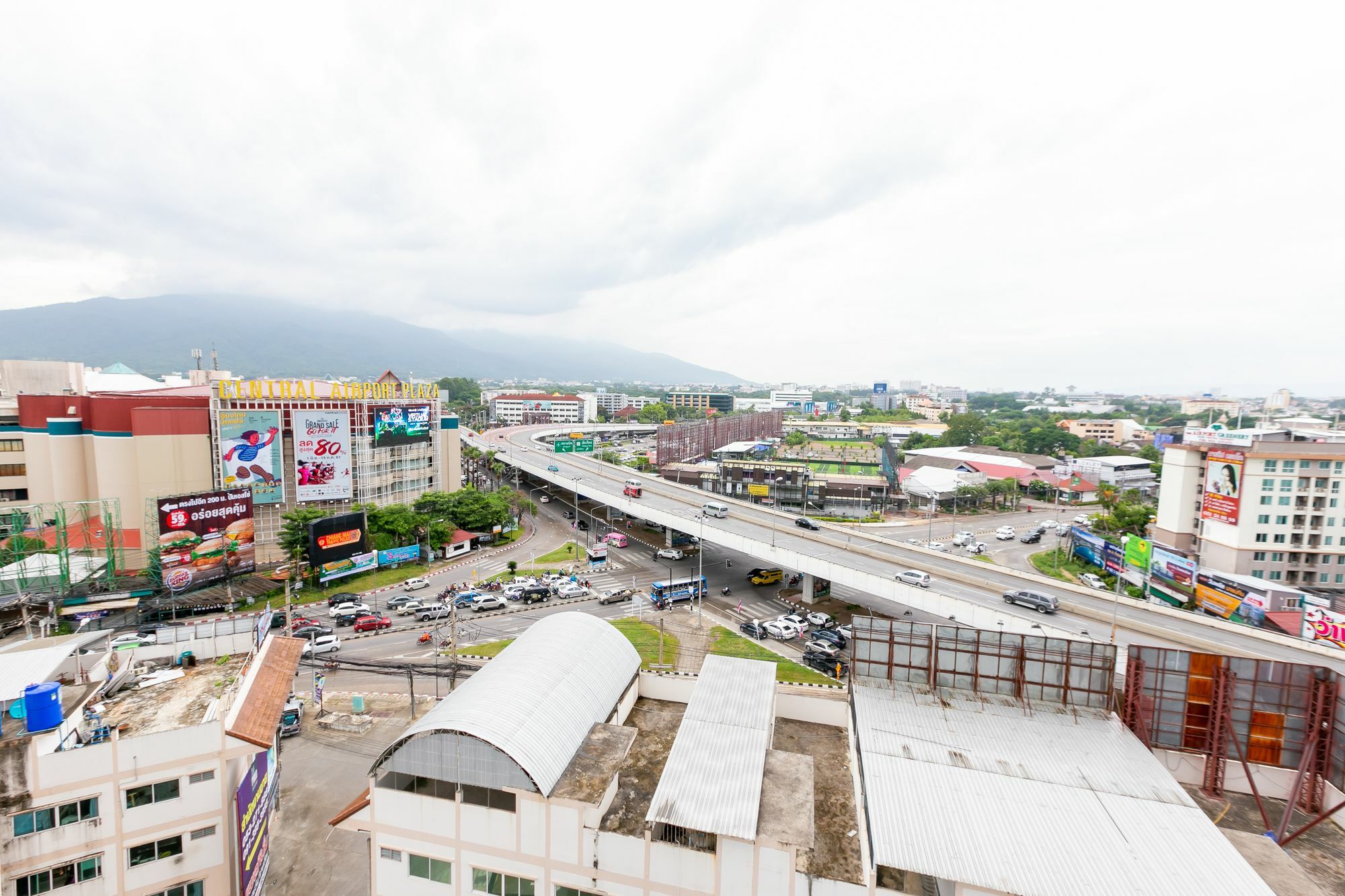 Locals Prio Chiangmai Central Airport Plaza Chiang Mai Luaran gambar